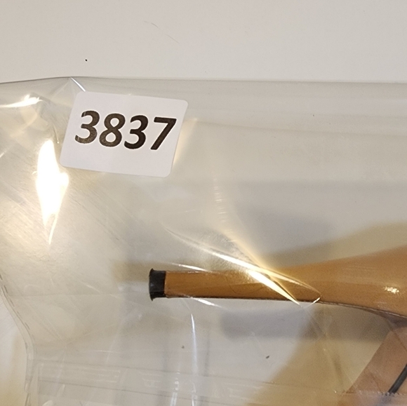 STUART WEITZMAN Women's Patent Leather High Heels Cream Shoes size 8 - Picture 13 of 13